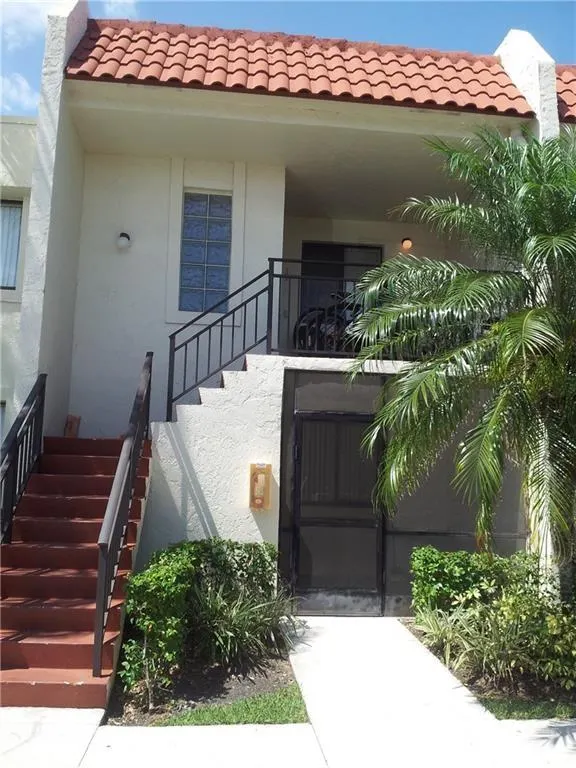 16451 BLATT BLVD, #102