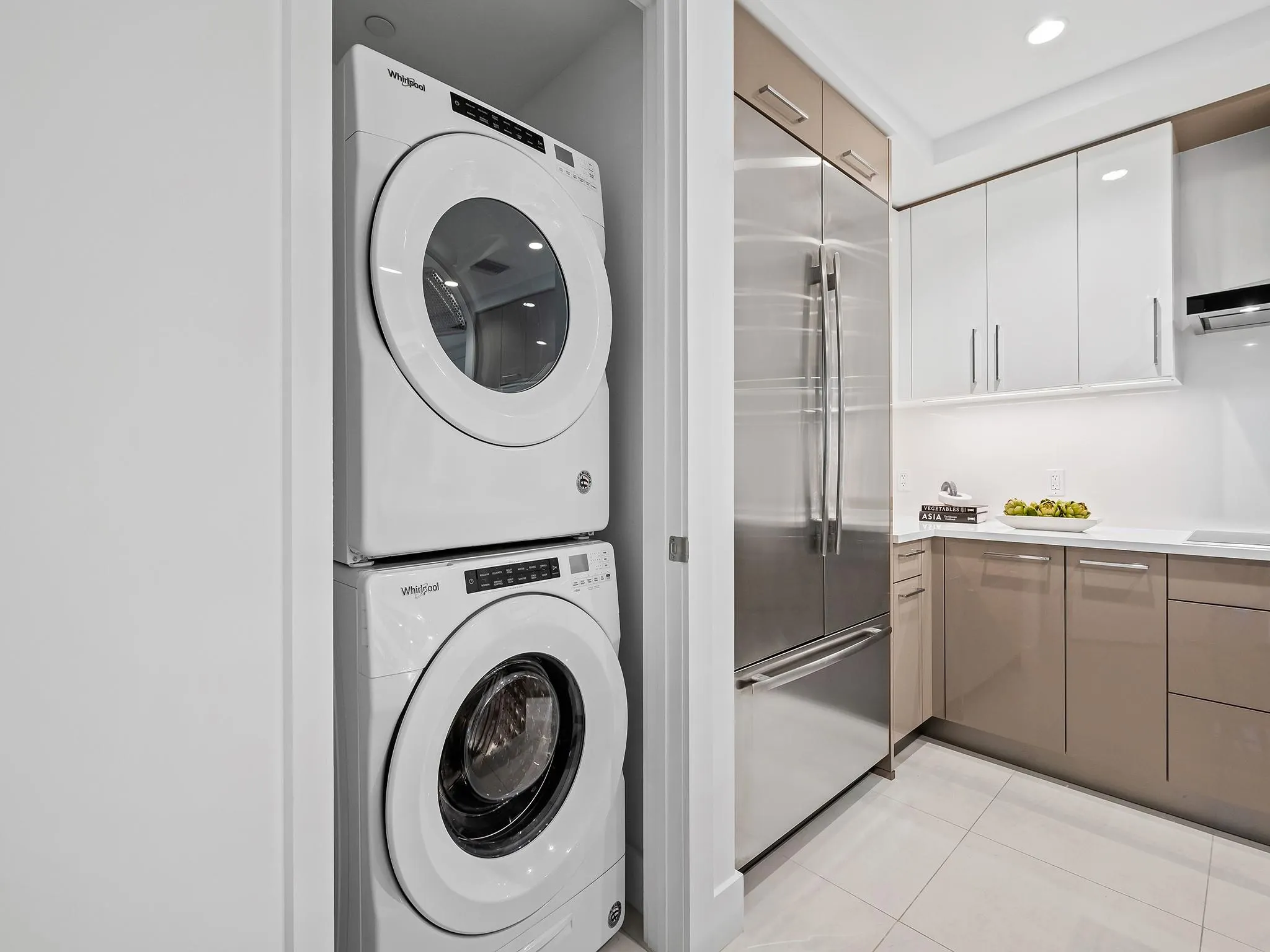 100 E Las Olas Boulevard, #1802