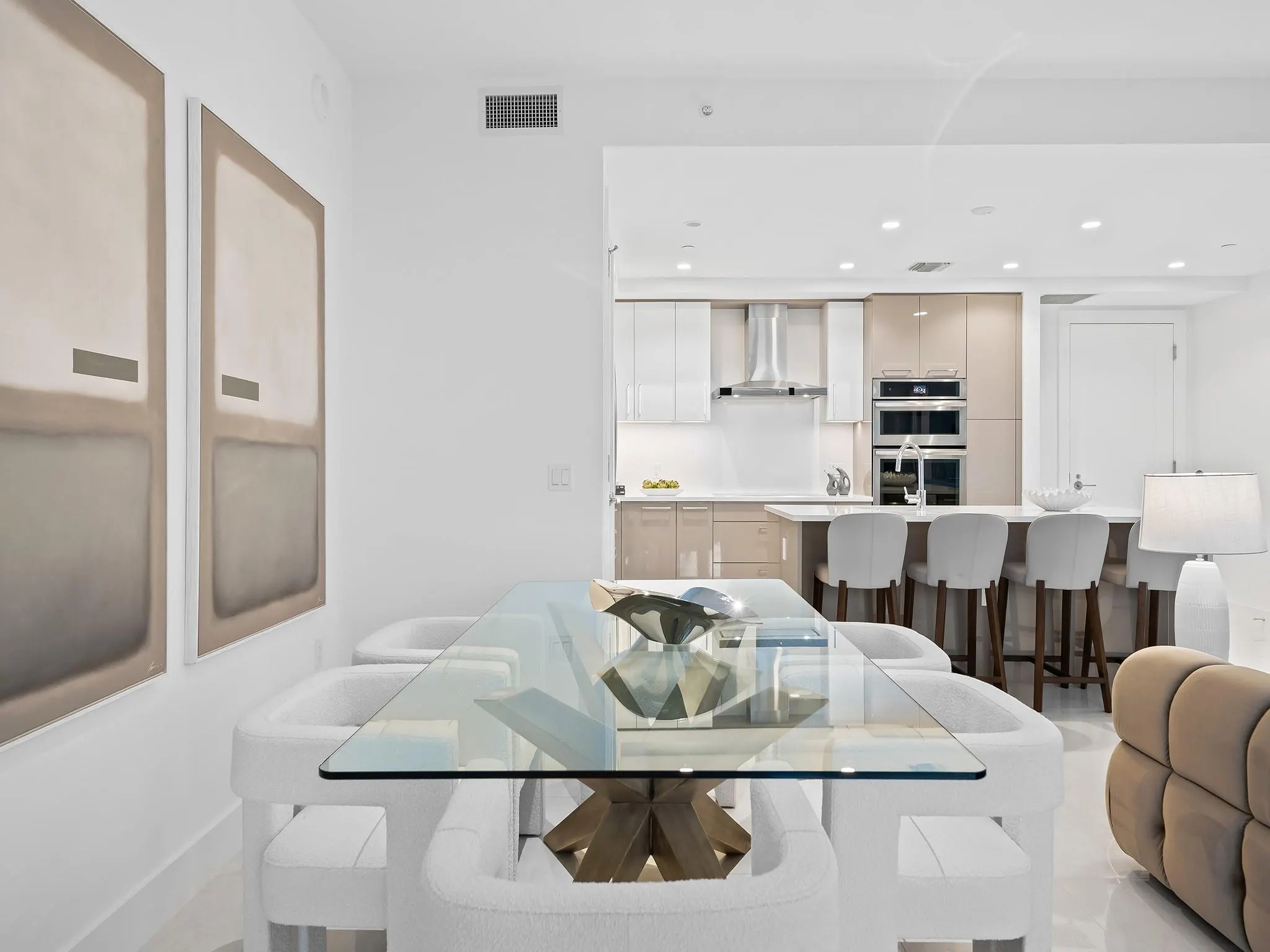 100 E Las Olas Boulevard, #1802