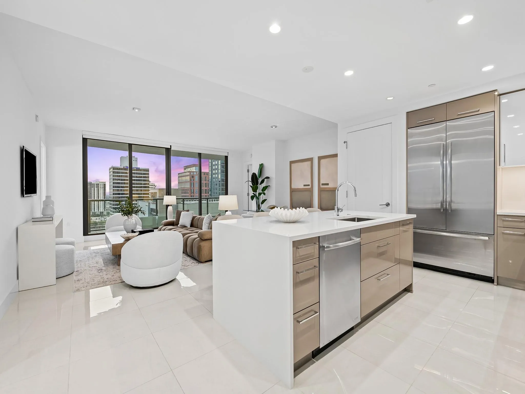 100 E Las Olas Boulevard, #1802