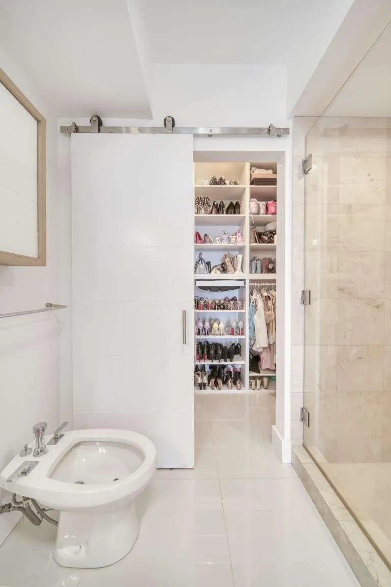 6365 Collins Avenue, #2406