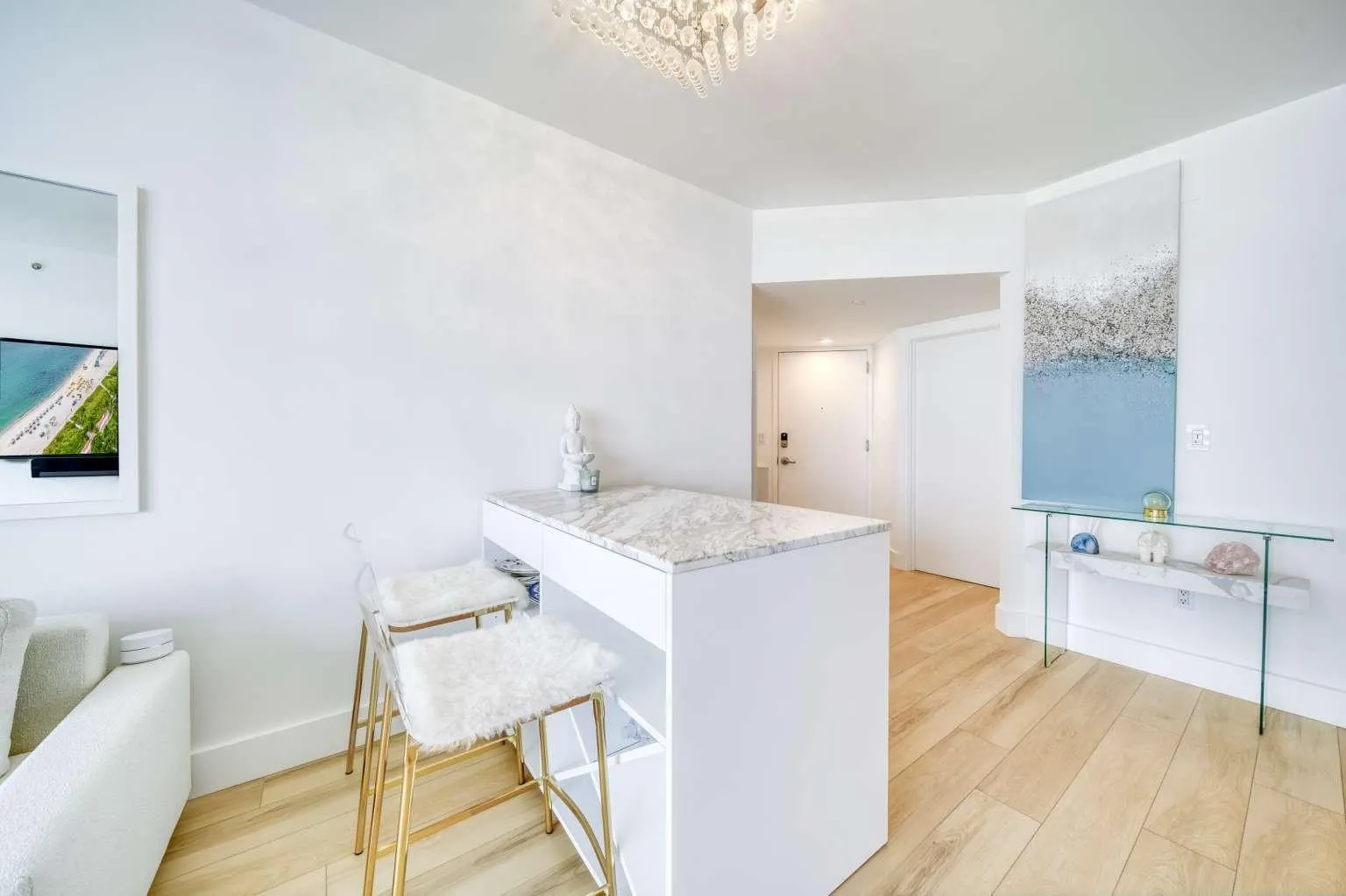 6365 Collins Avenue, #2406
