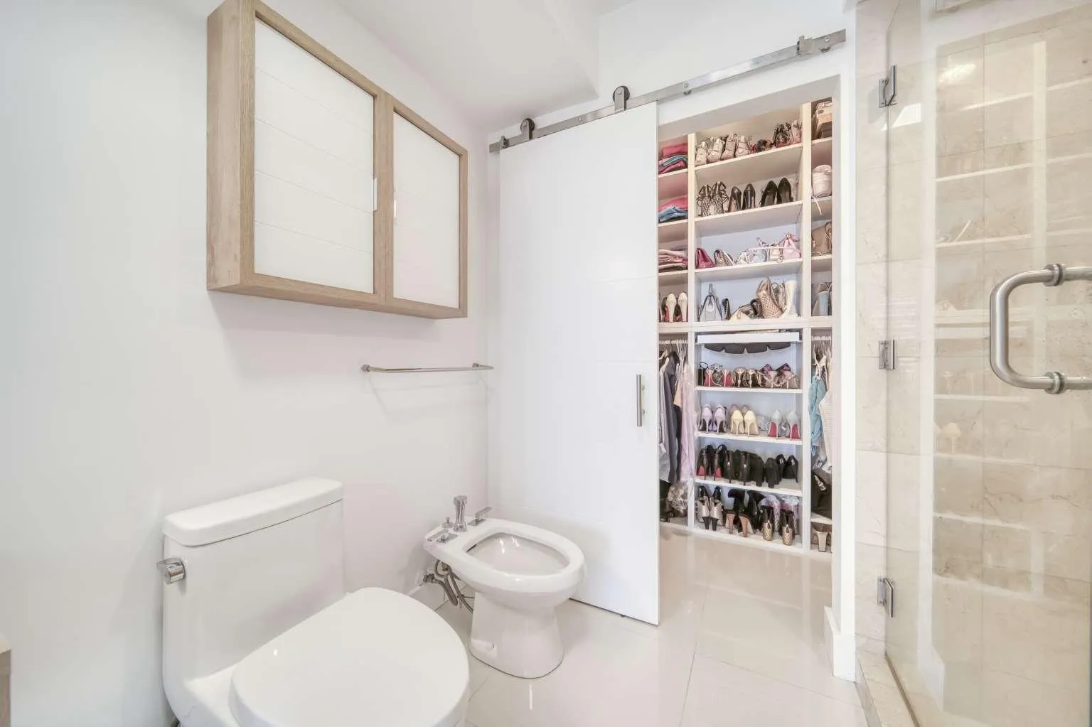 6365 Collins Avenue, #2406