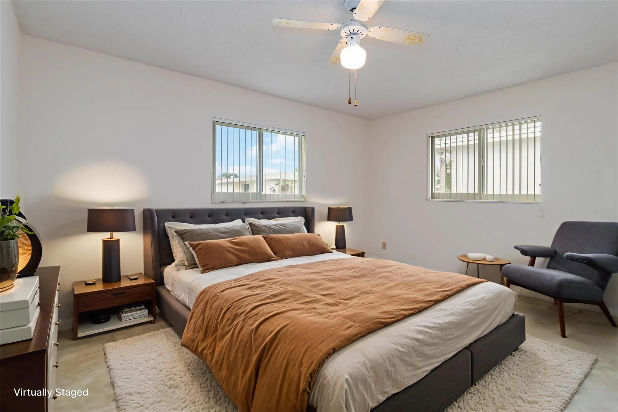 735 NW 73rd Ter