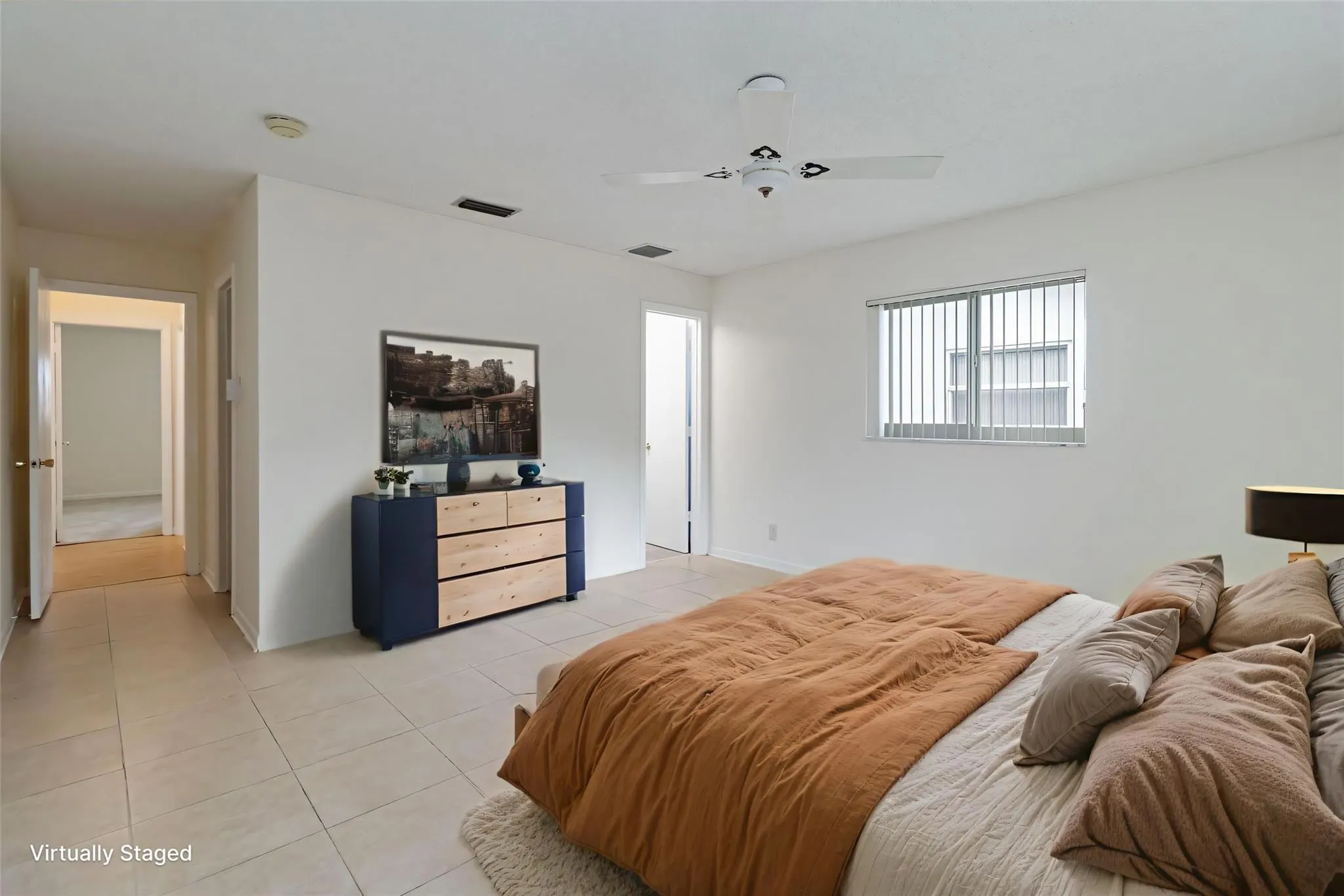 735 NW 73rd Ter
