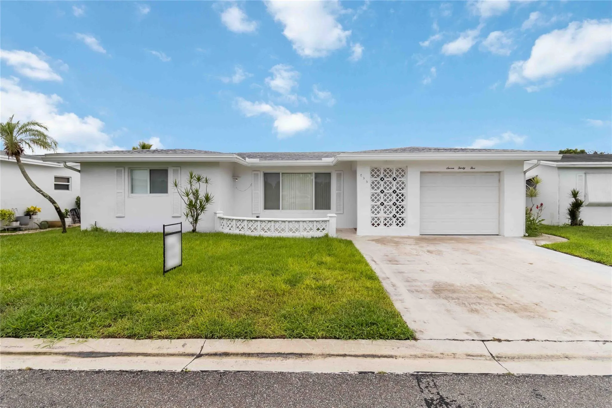 735 NW 73rd Ter