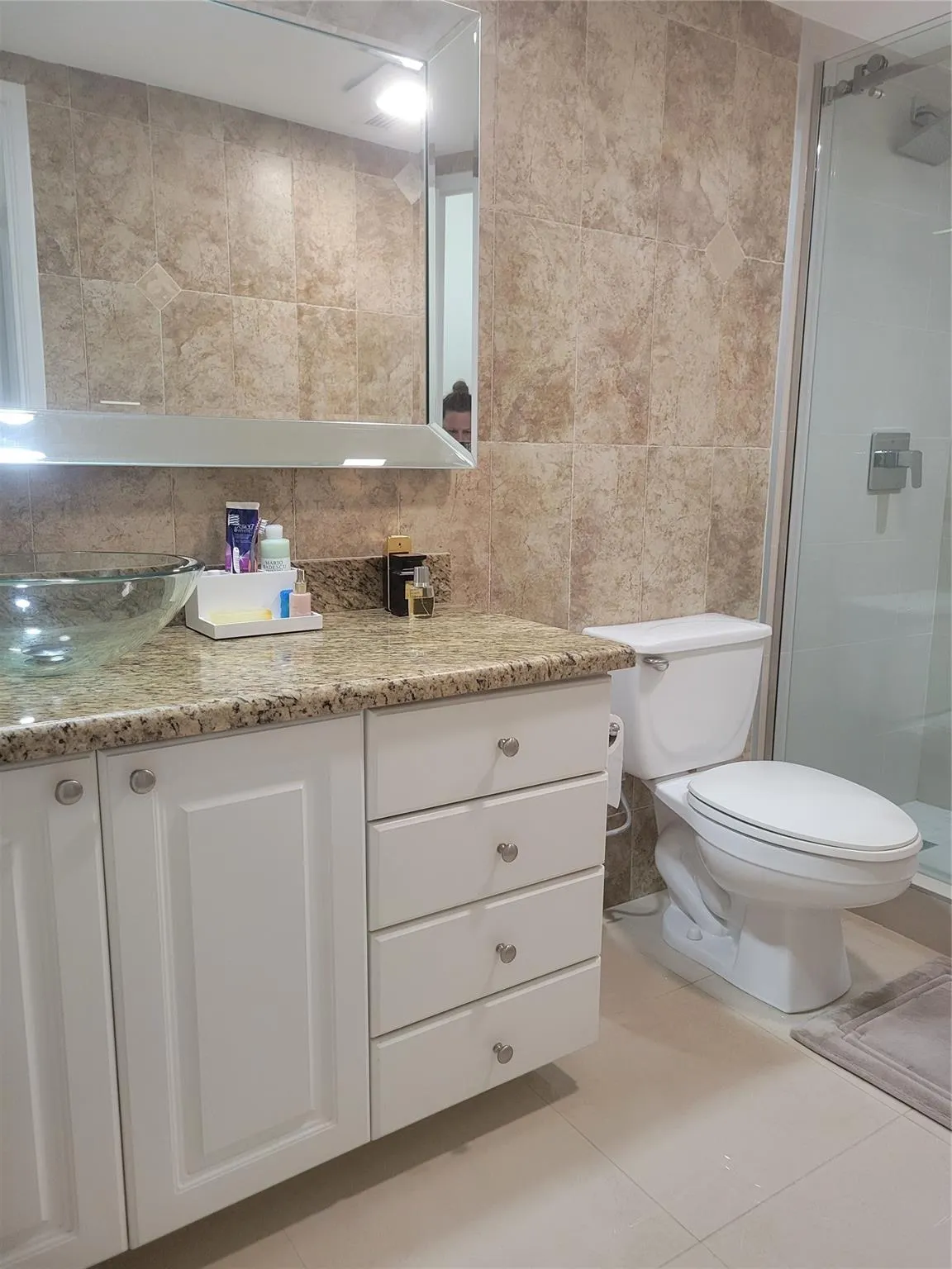 19370 Collins Ave, #809