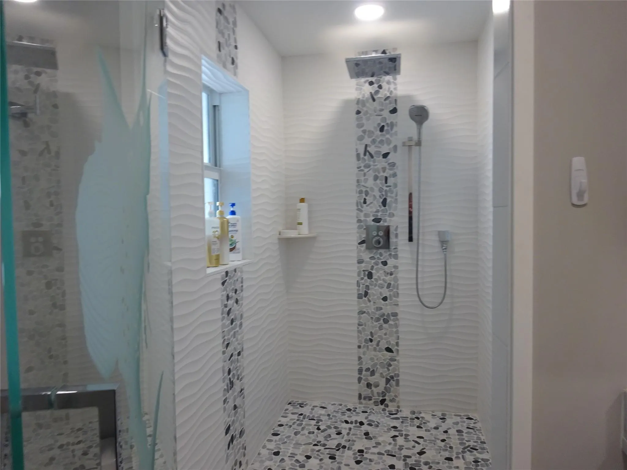 8 Briny Ave, #105