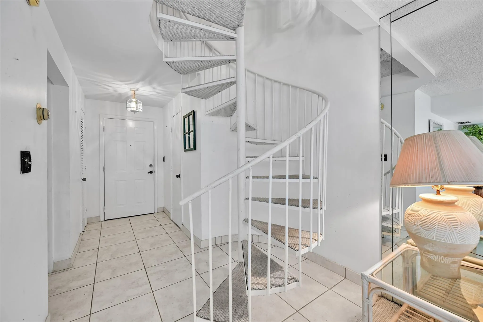 620 Tennis Club Dr, #103