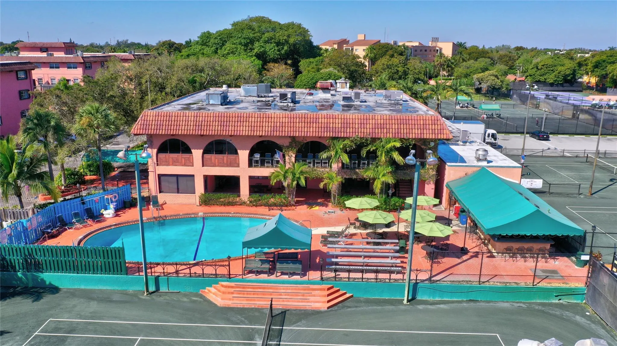 620 Tennis Club Dr, #103