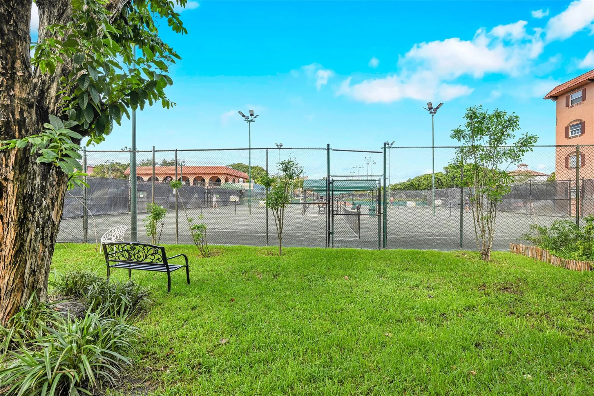 620 Tennis Club Dr, #103