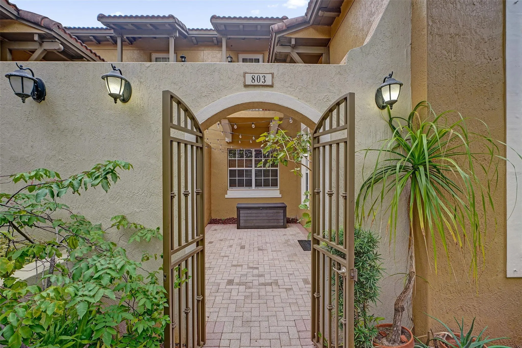803 SW 147th Ter