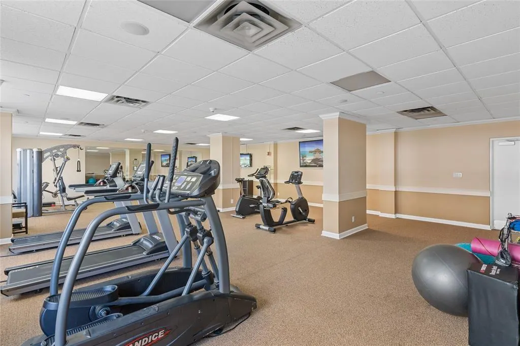 4010 Galt Ocean Dr, #310