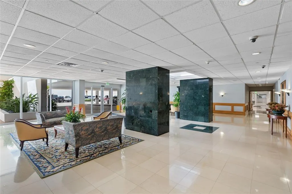 4010 Galt Ocean Dr, #310