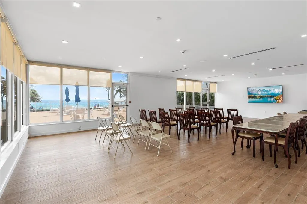 4010 Galt Ocean Dr, #310
