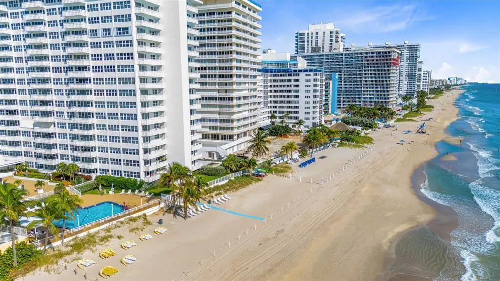 4010 Galt Ocean Dr, #310
