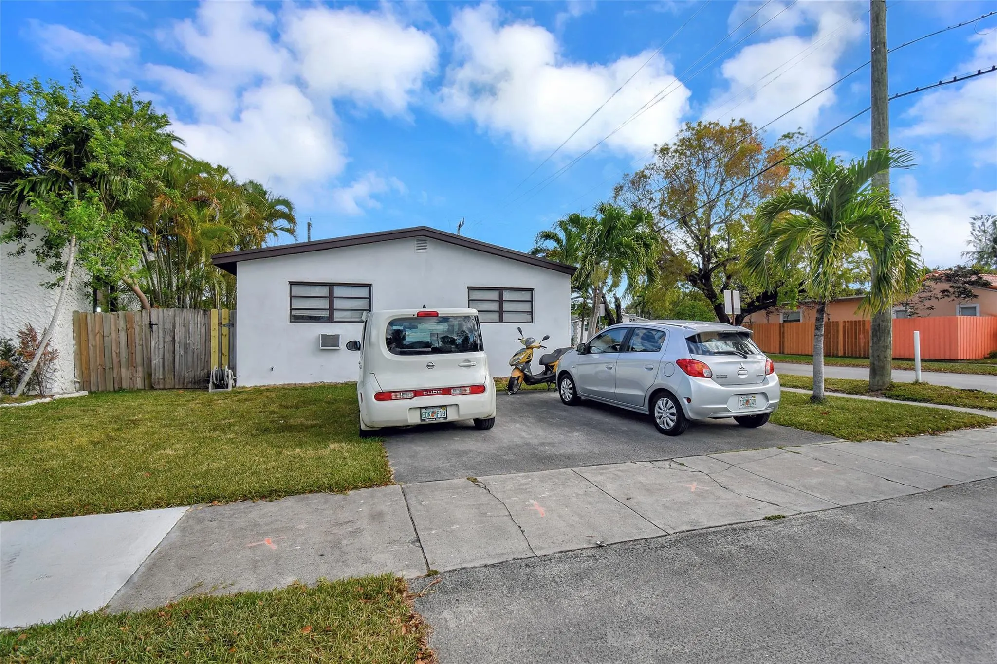 1116 S 17th Ave