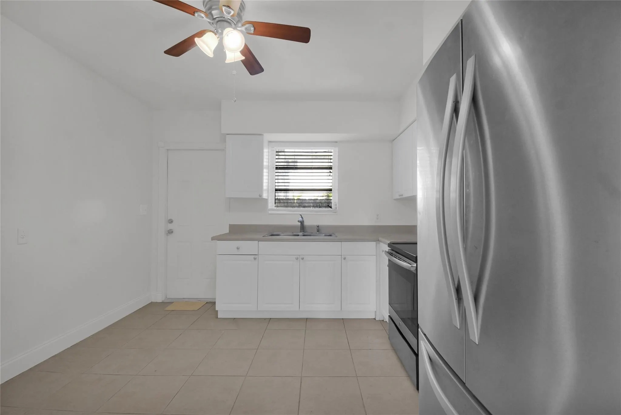 1116 S 17th Ave