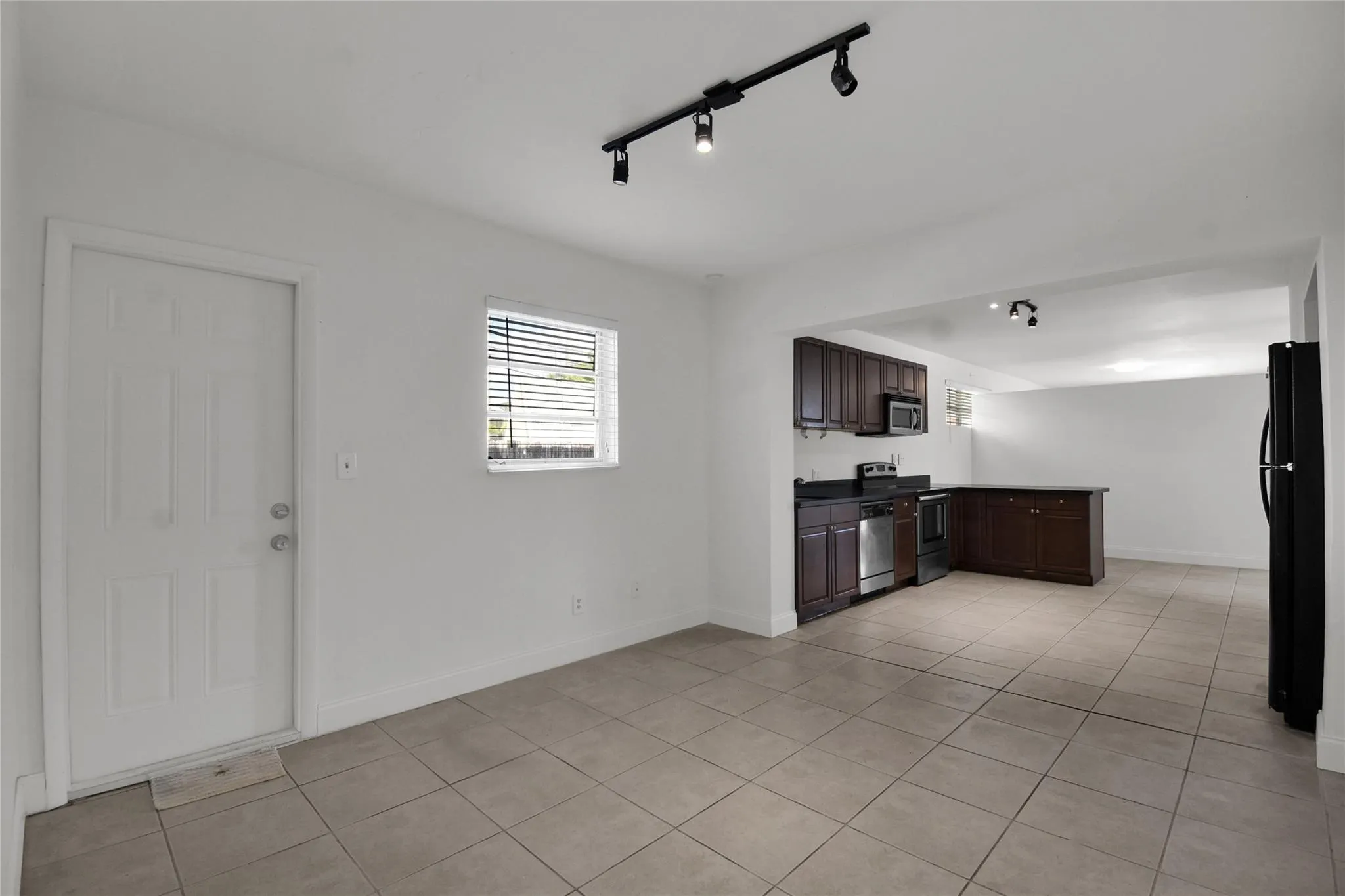 1116 S 17th Ave