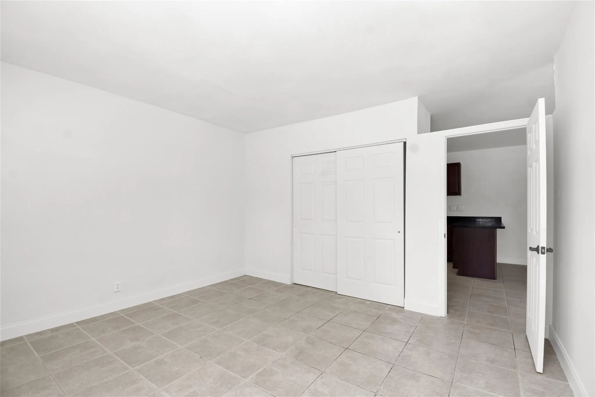 1116 S 17th Ave