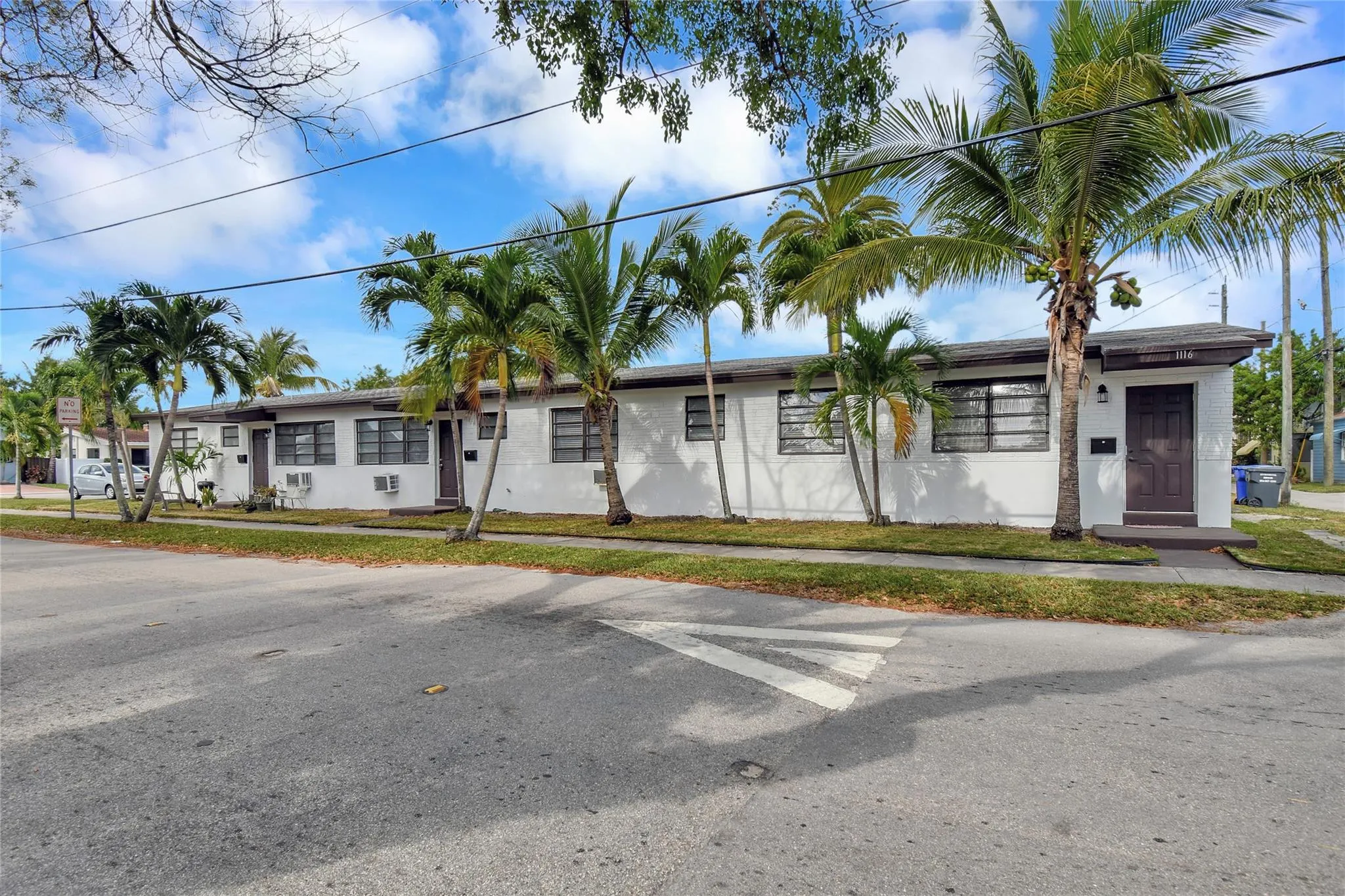 1116 S 17th Ave