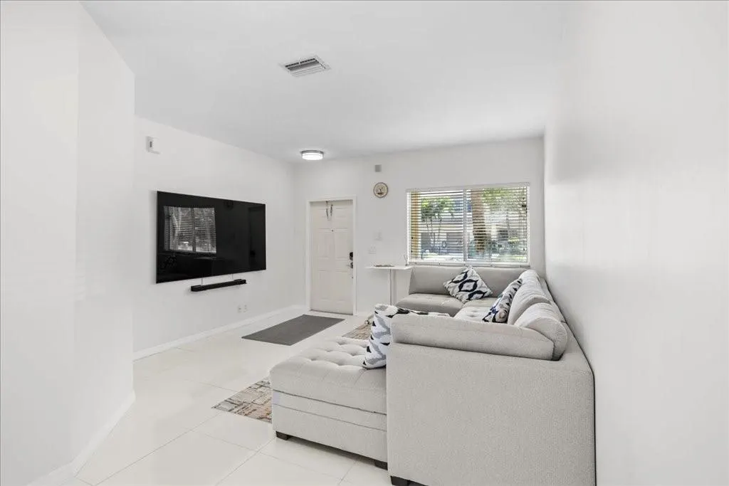 4722 Lago Vista Dr, #4722