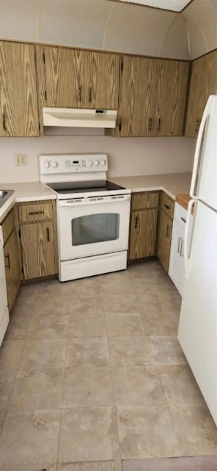 1120 Highland Beach Dr