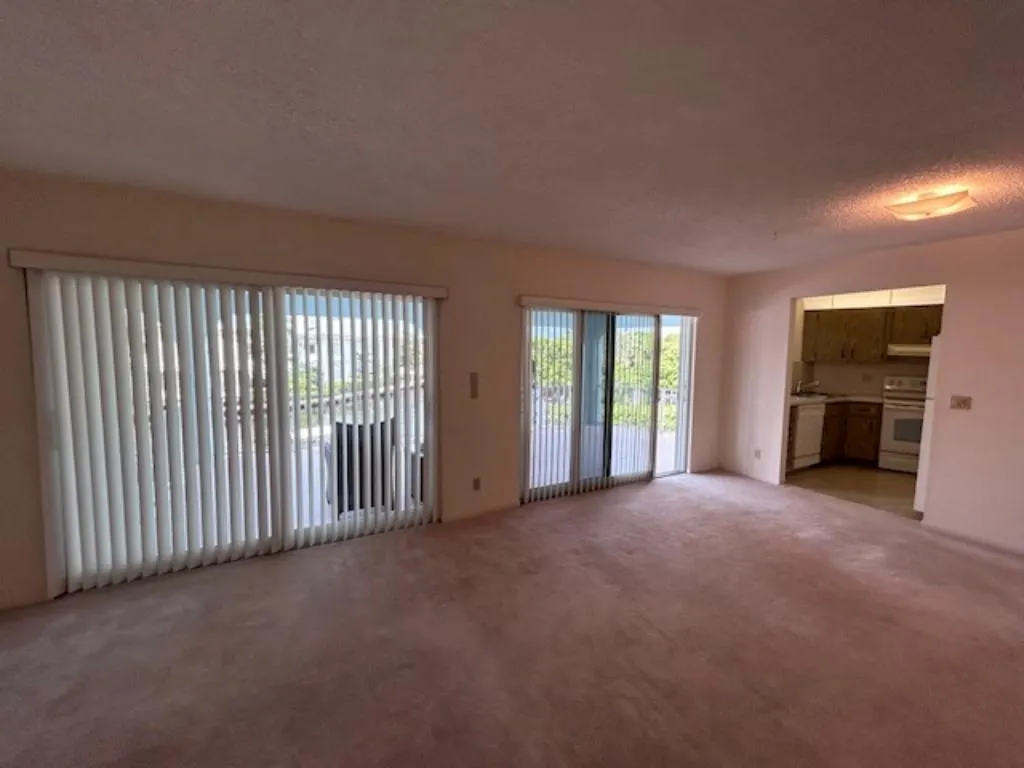 1120 Highland Beach Dr