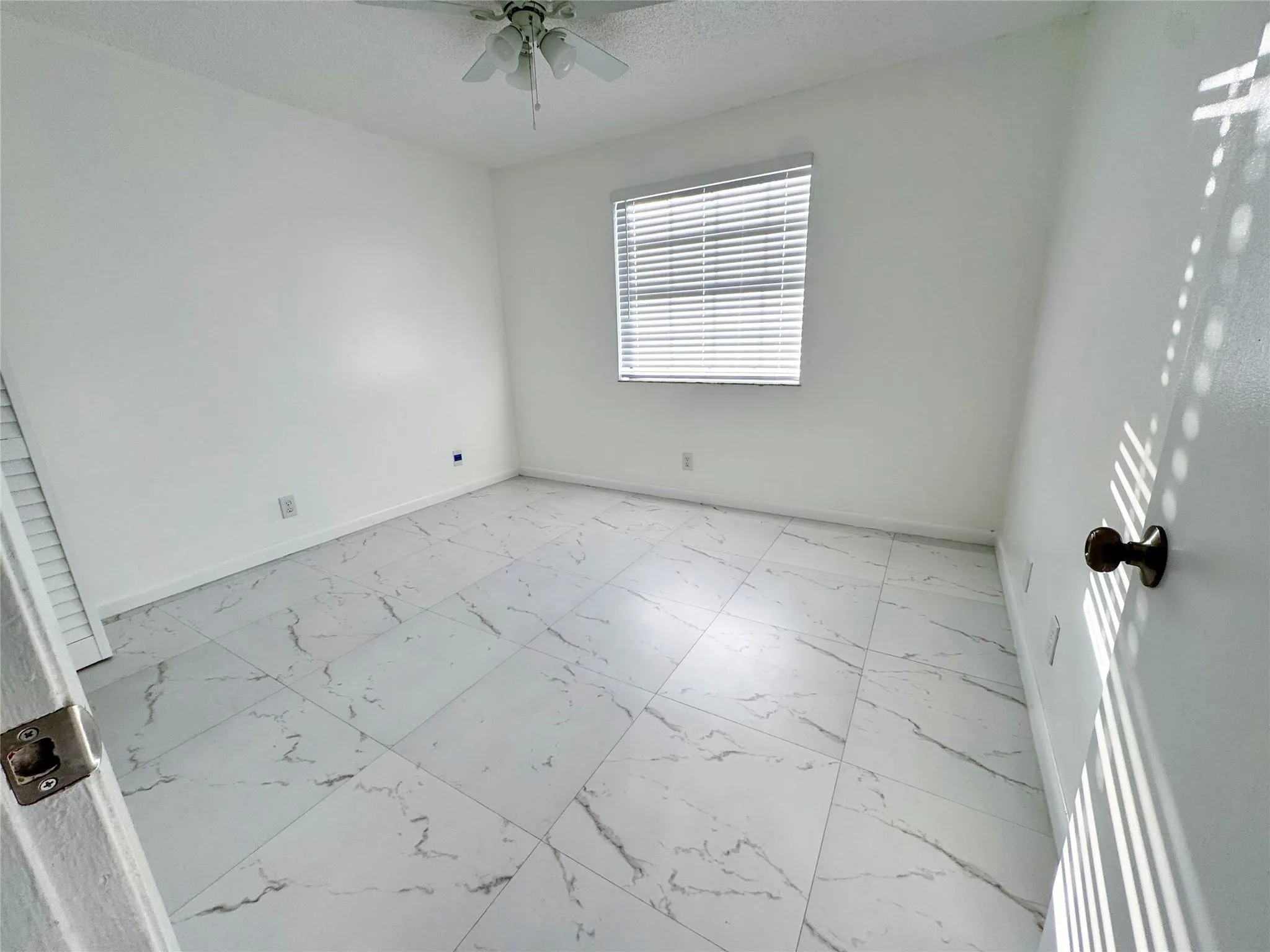 10687 Royal Palm Blvd