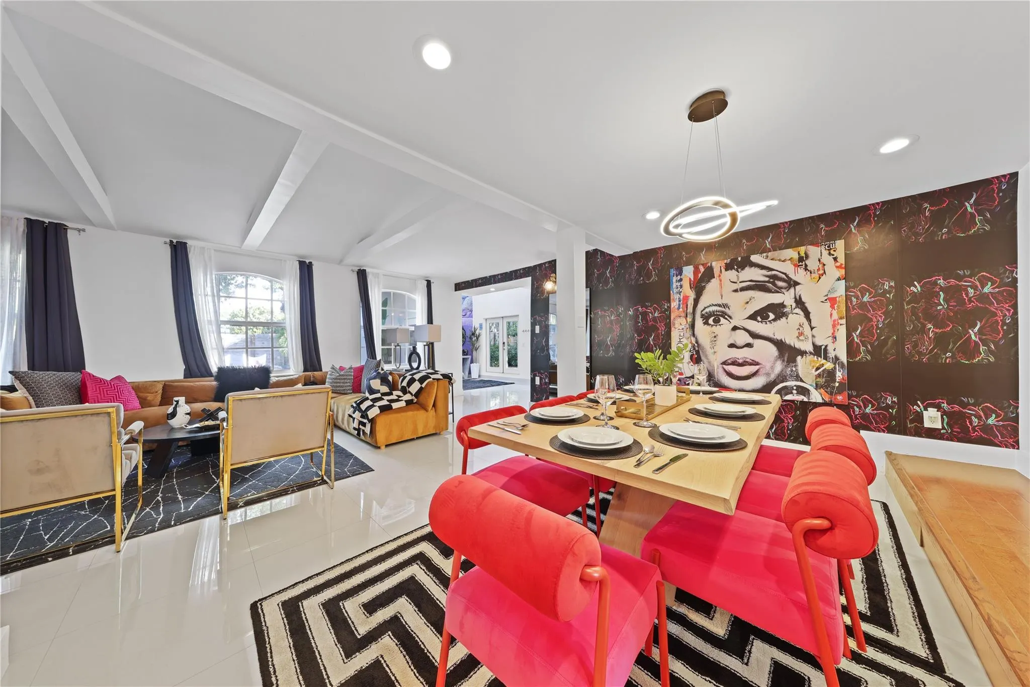 625 NE 15th Ave