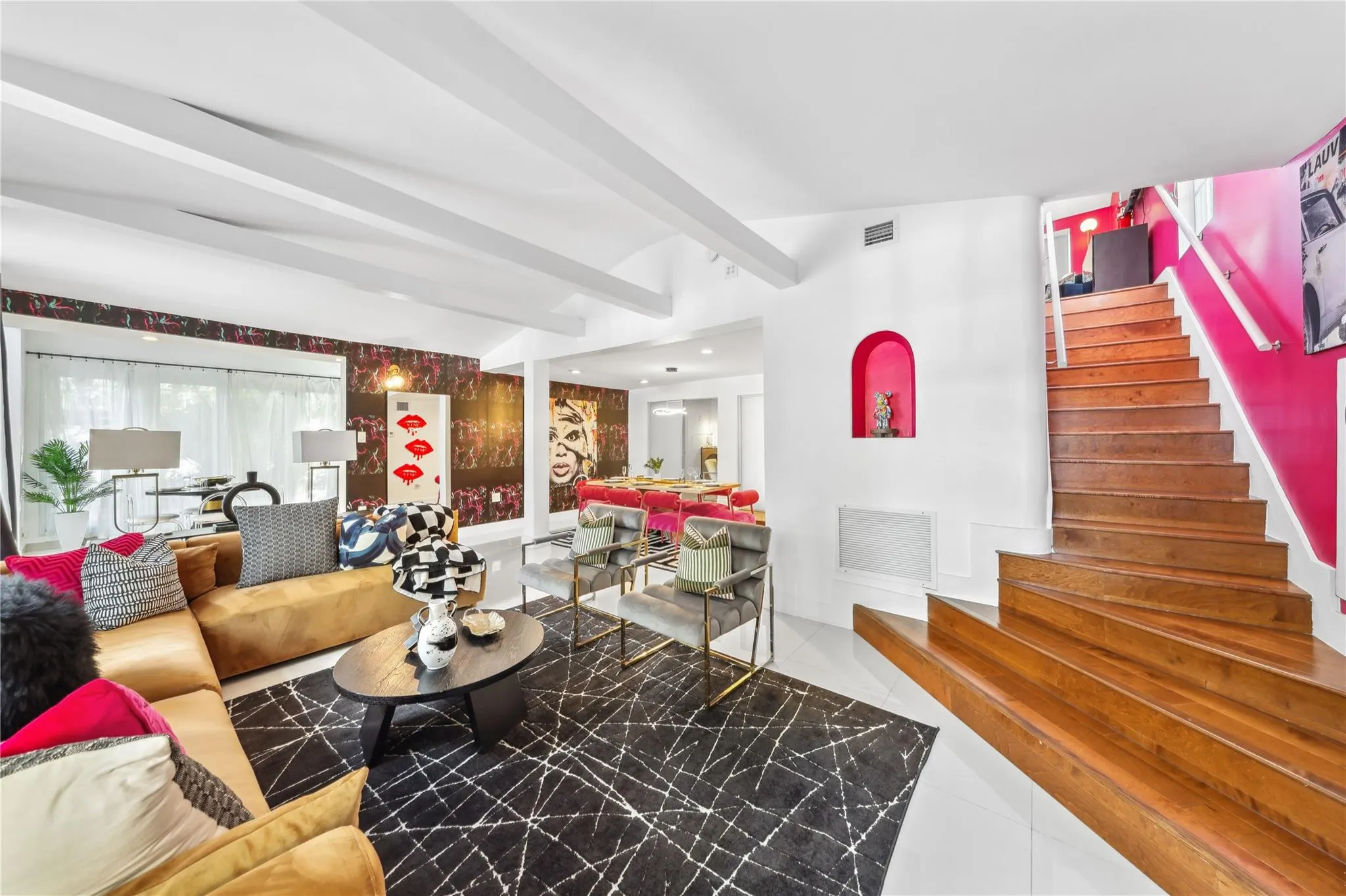 625 NE 15th Ave