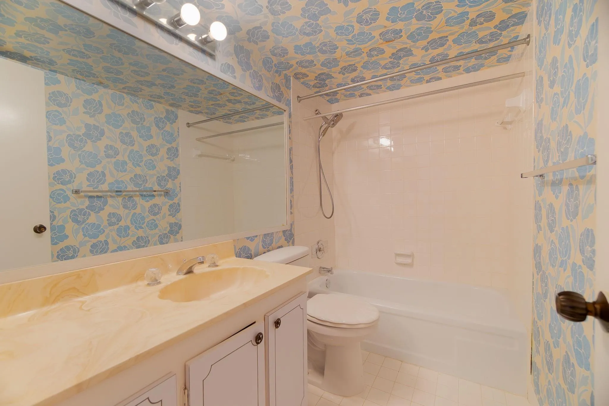 3581 S Ocean Blvd, #2D