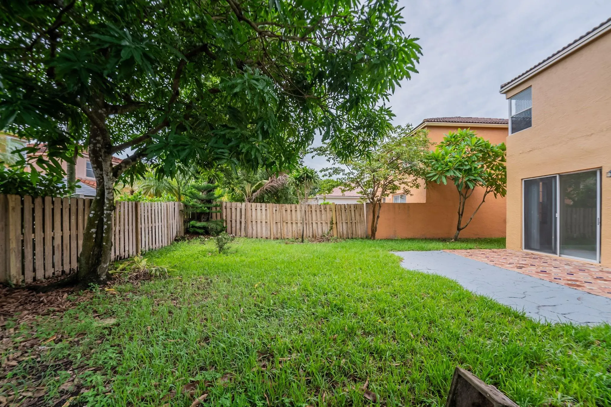159 NW 152nd Ln
