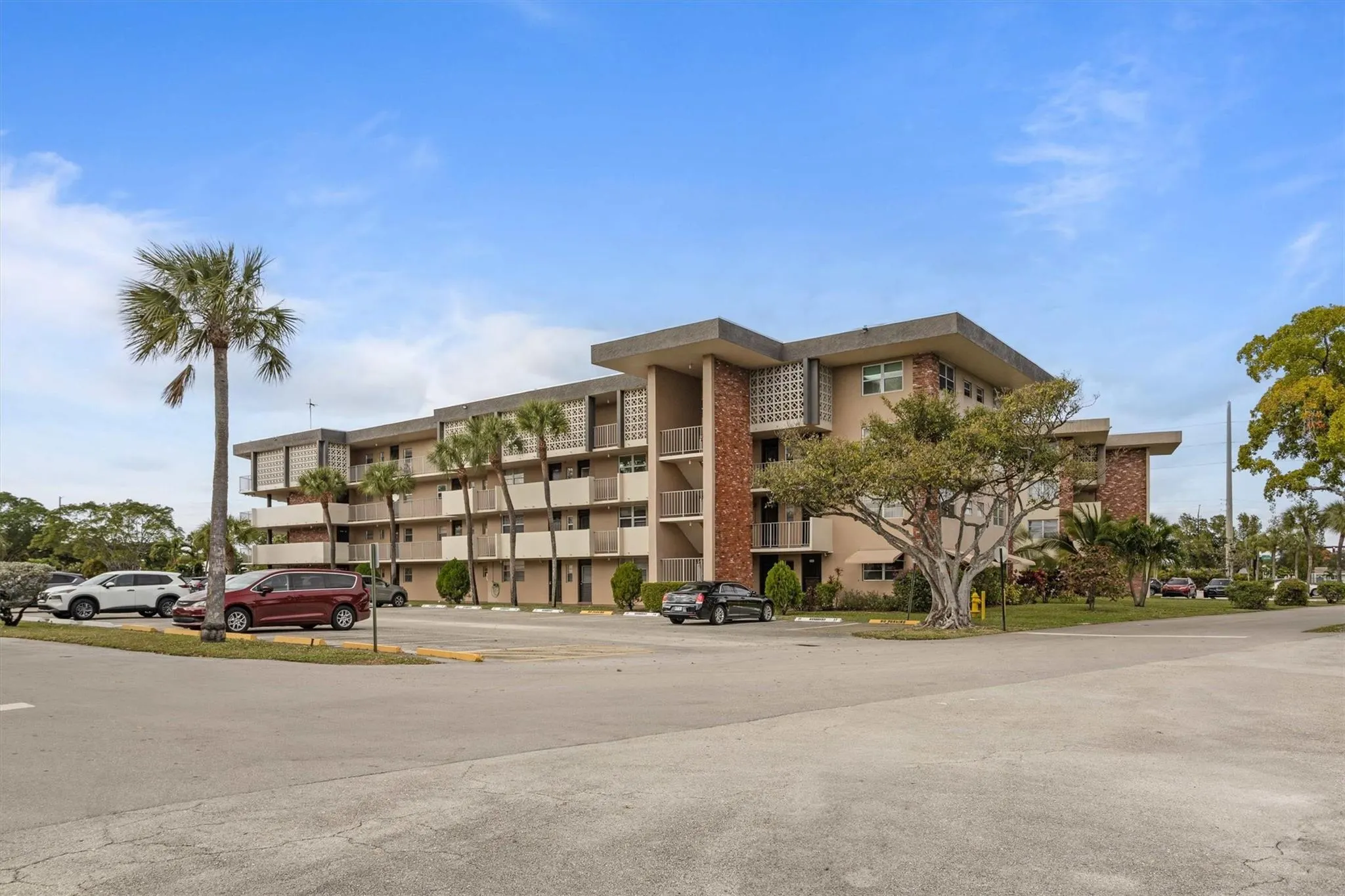3051 NW 46th Ave, #408