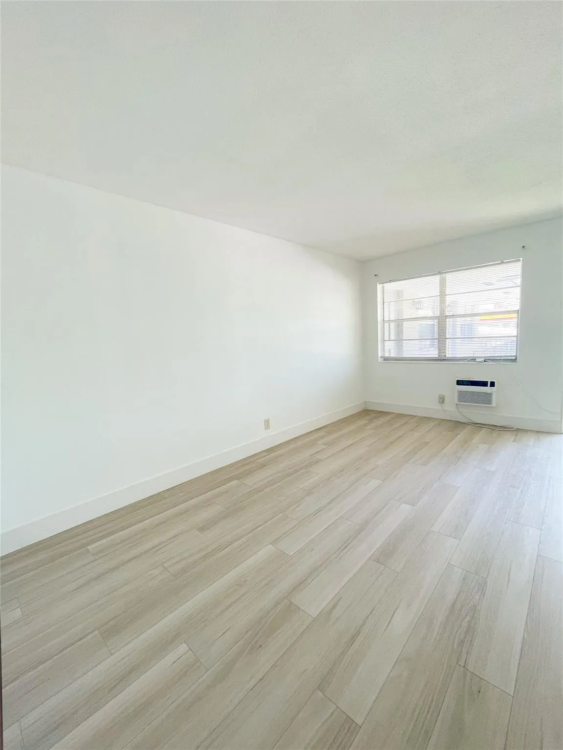 515 SE 9th Street, #9