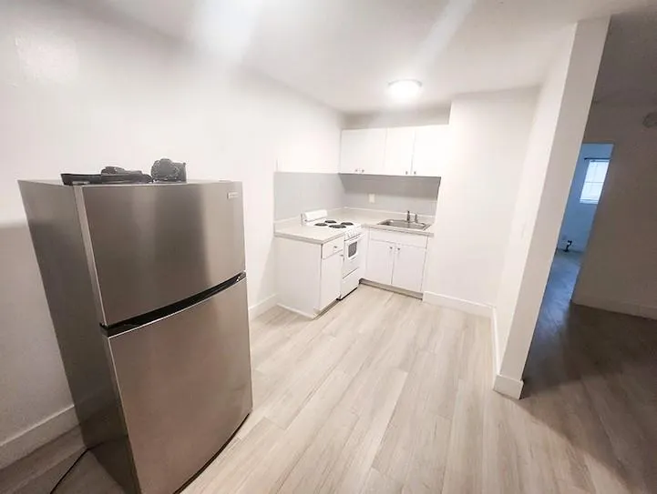 515 SE 9th Street, #9