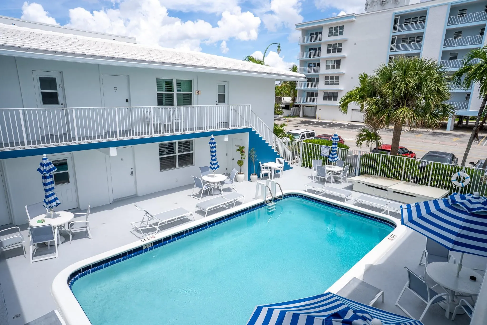 4541 N Ocean Dr, #9