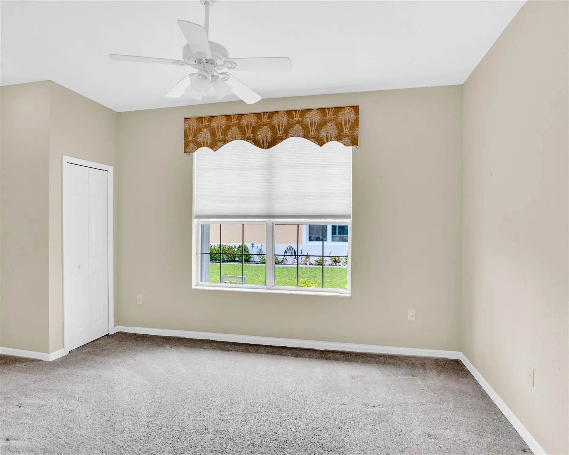 471 E Tangerine Sq SW