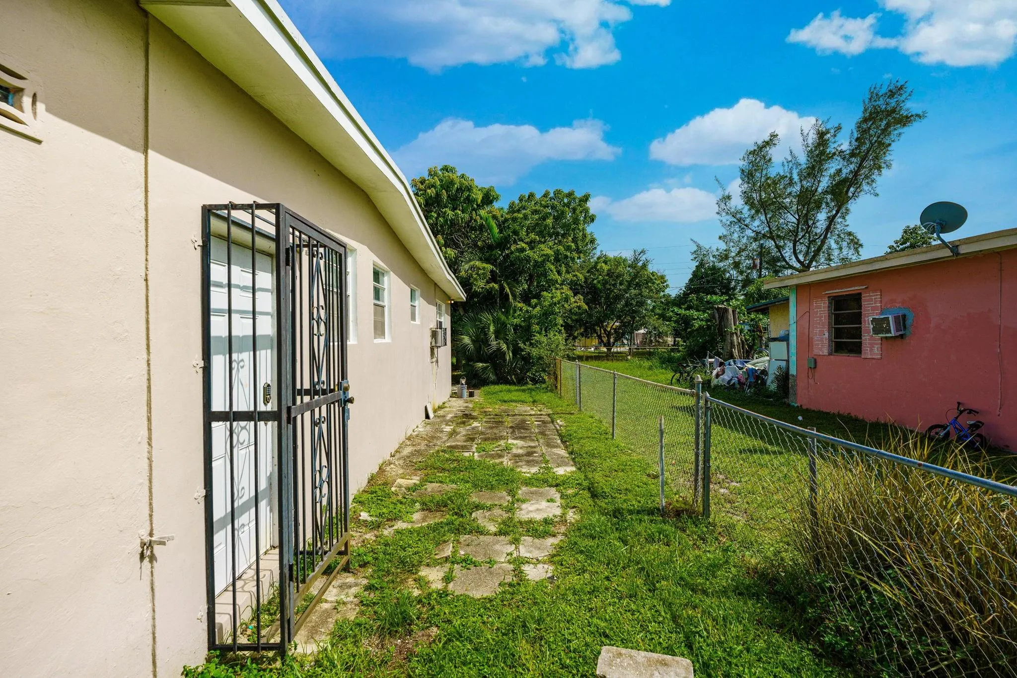 430 NW 133rd St