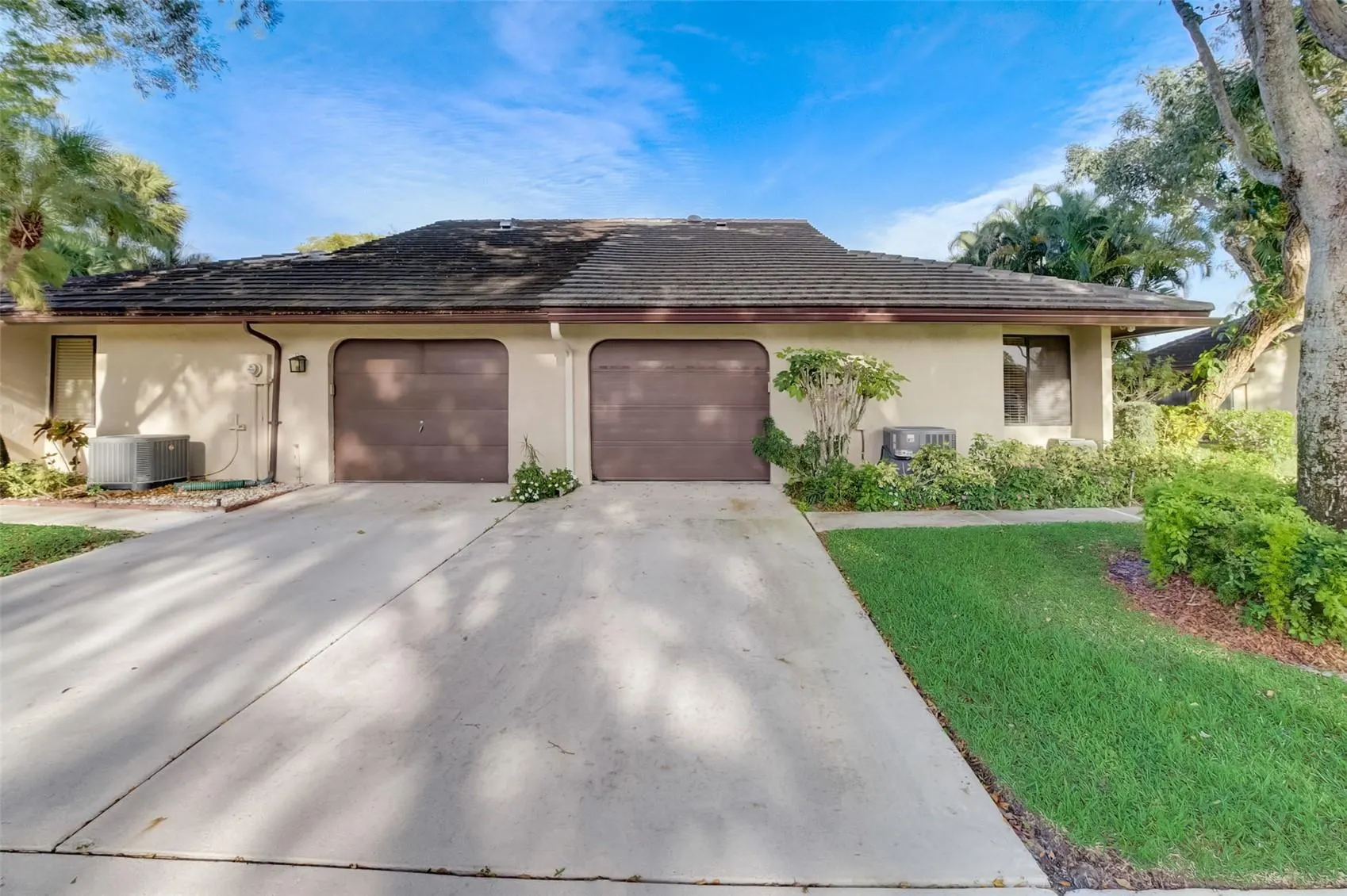 5051 Pine Dr