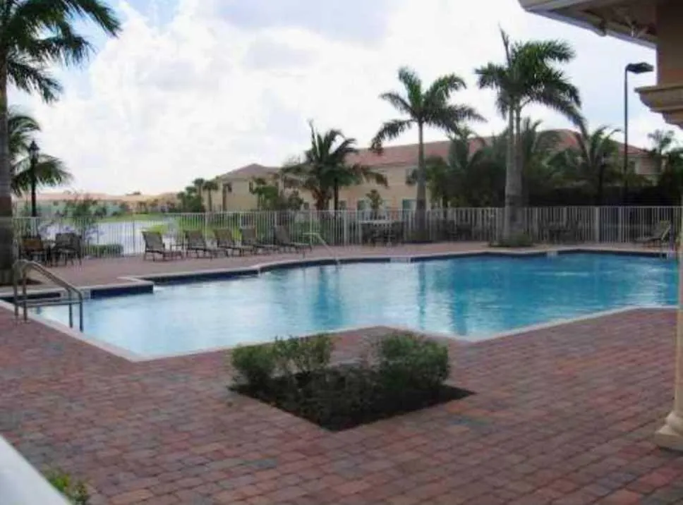 2545 SW 83rd Ter, #104-5