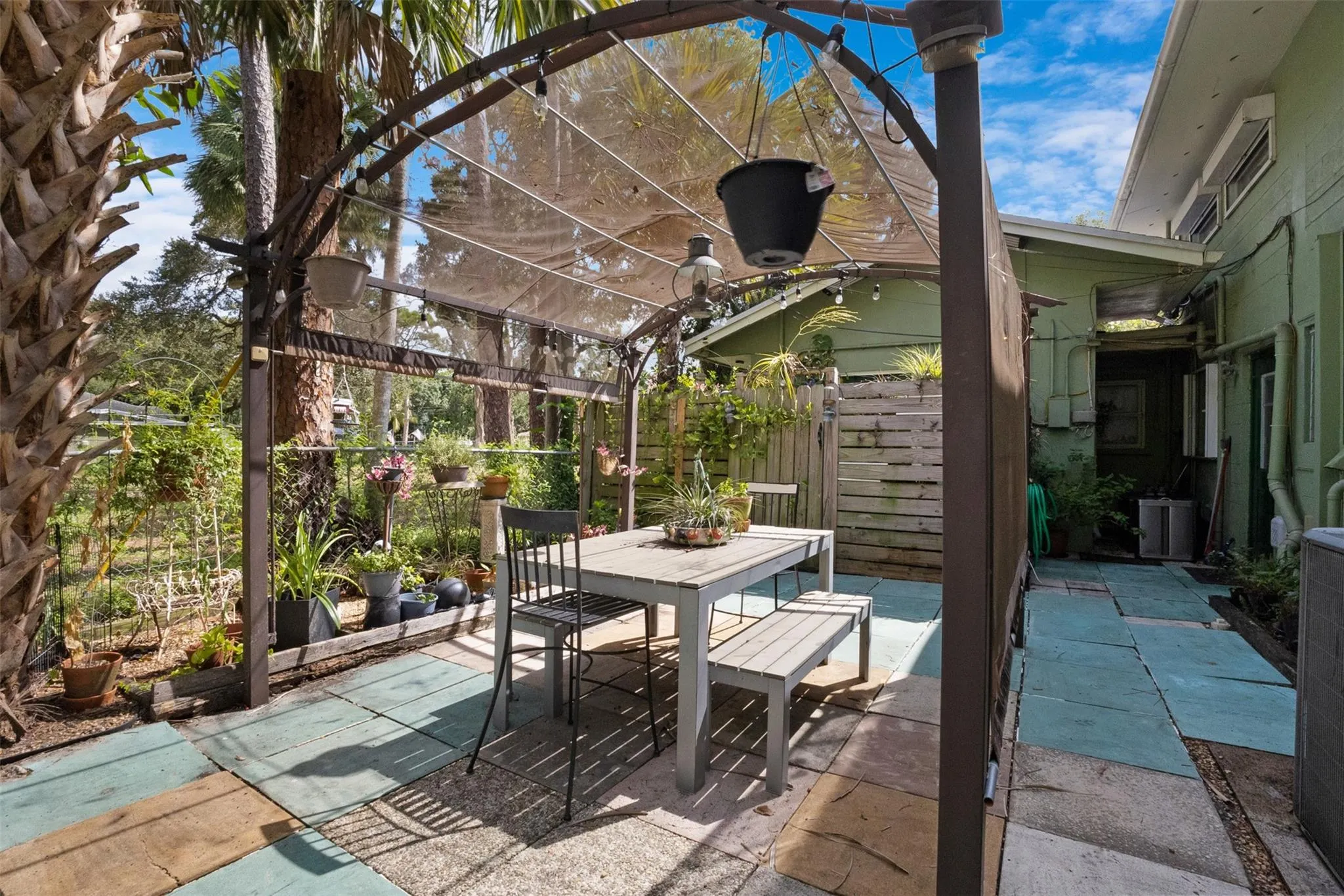 2091 SW 30th Ter