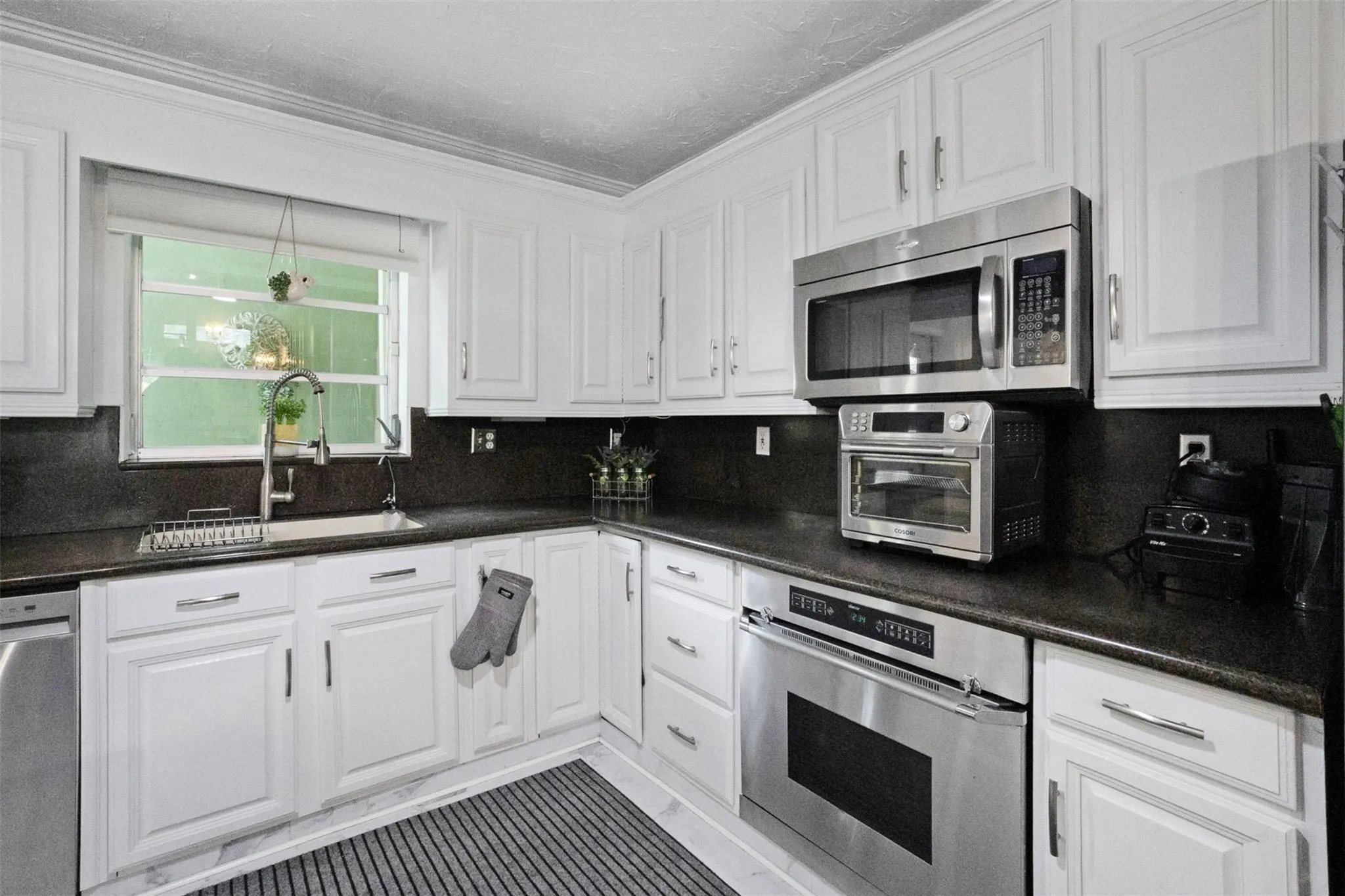 2091 SW 30th Ter
