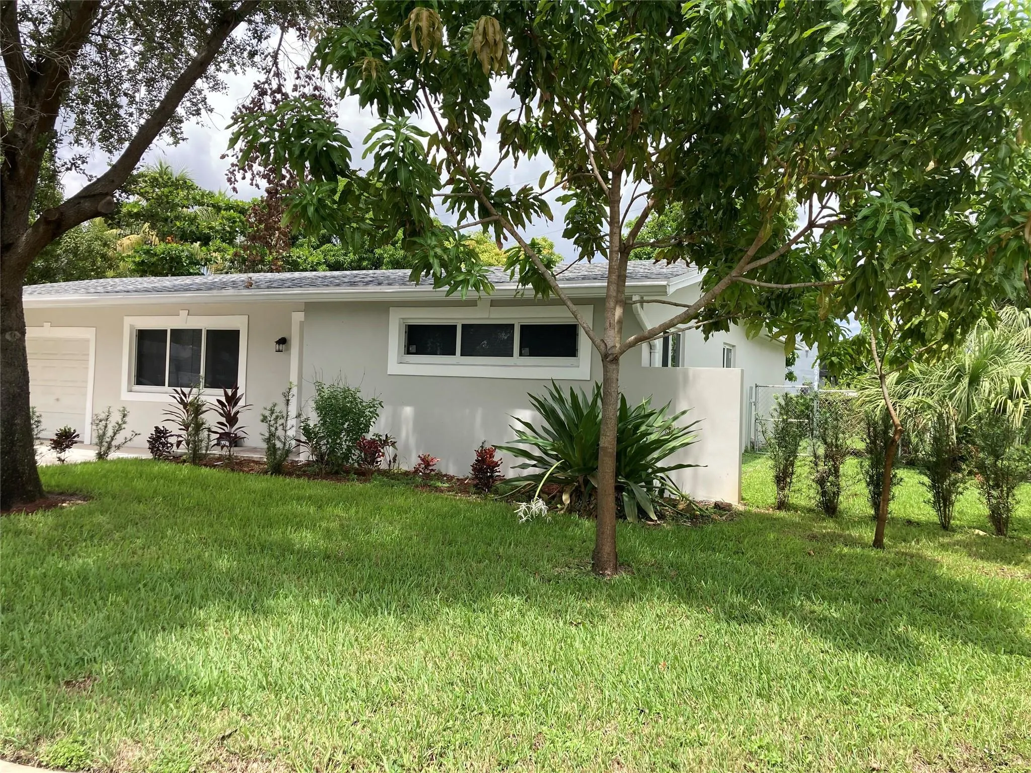 6401 NW 30th St