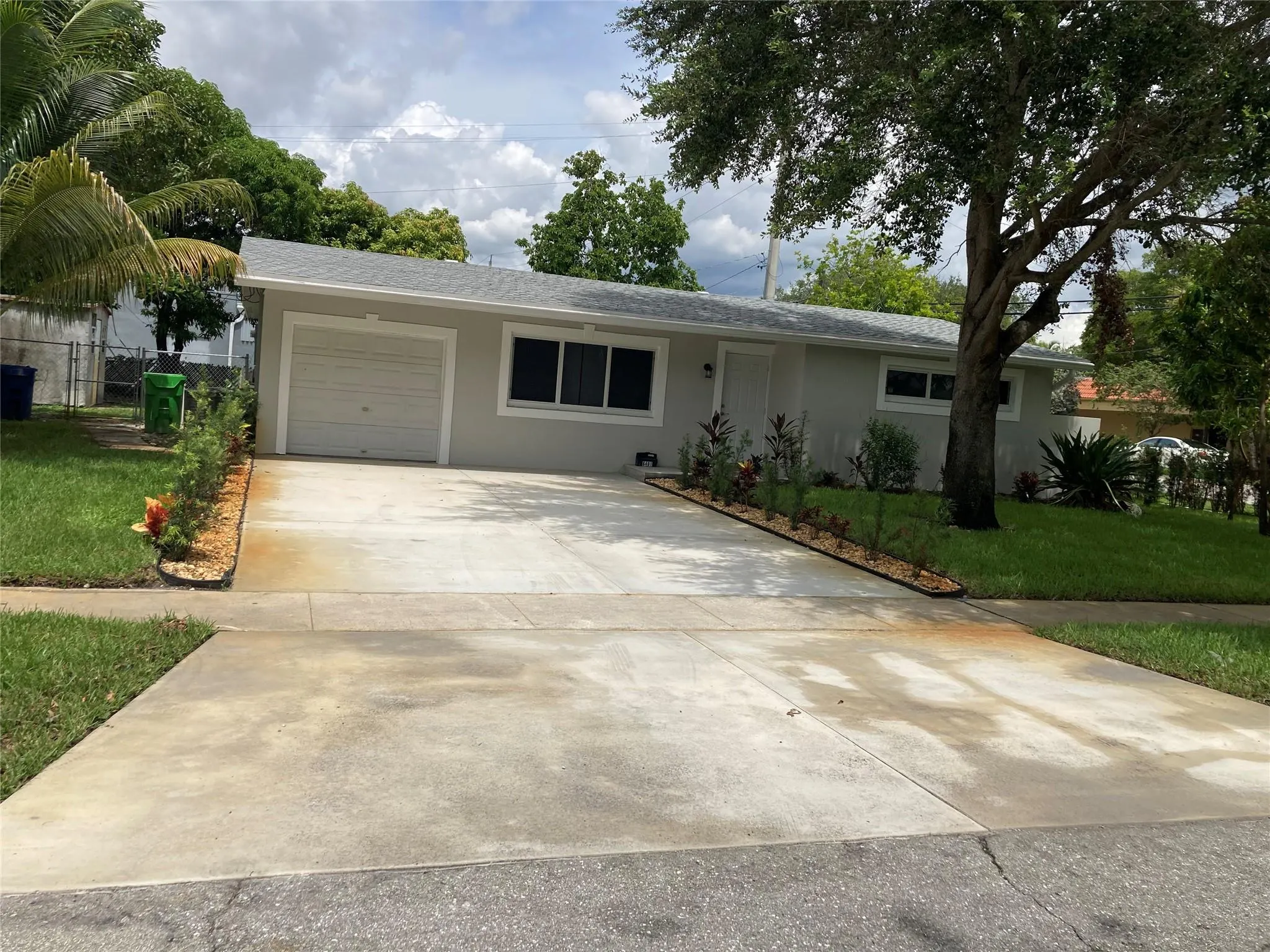 6401 NW 30th St