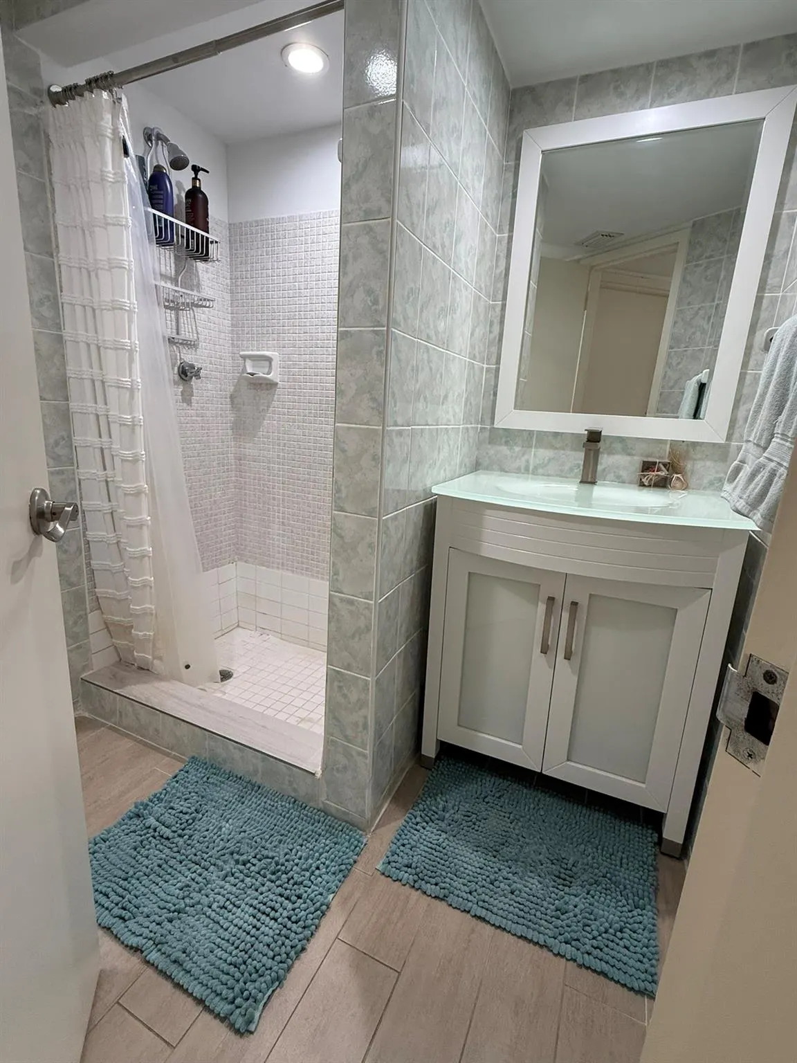 5300 NE 24th Ter, #525c