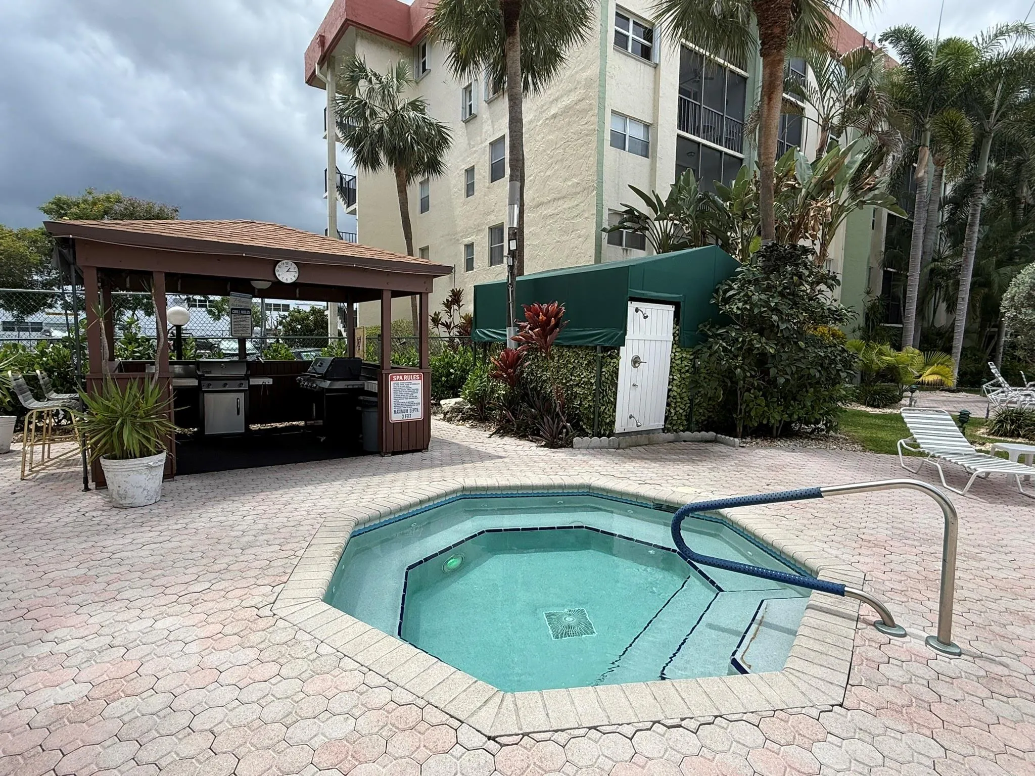 5300 NE 24th Ter, #525c