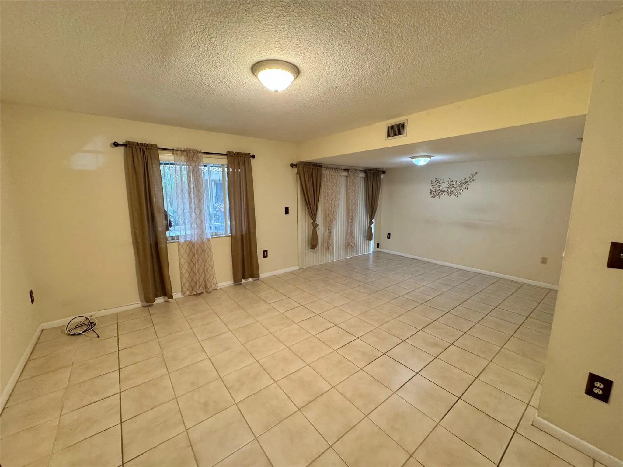 604 N University Dr