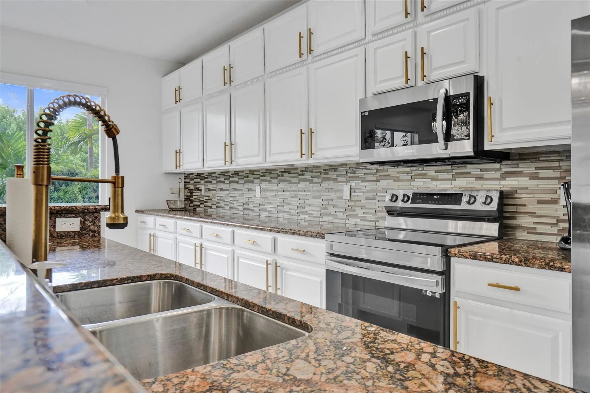 121 SE 7th Ave, #121