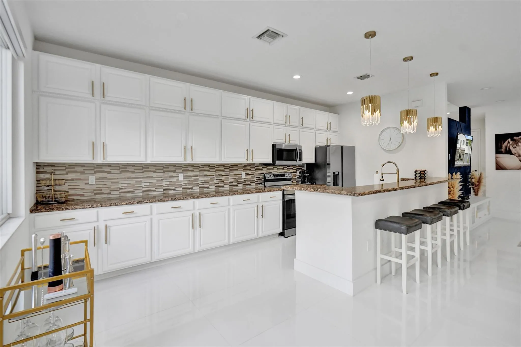 121 SE 7th Ave, #121
